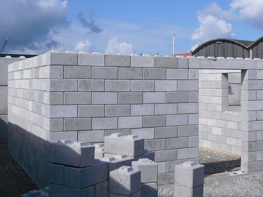 Concrete block wall construction