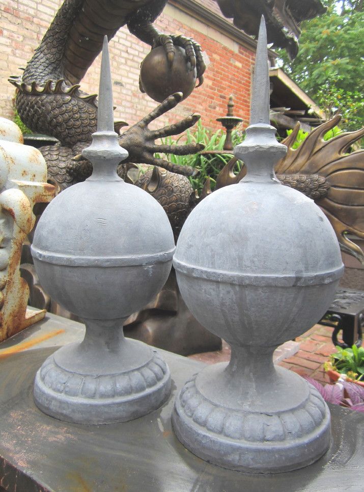 Decorative concrete finials